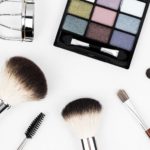 Jak żony bardzo zwracają uwagę na osobisty image? Jak zadbać o wygląd – uroda, make-up , kosmetyki.